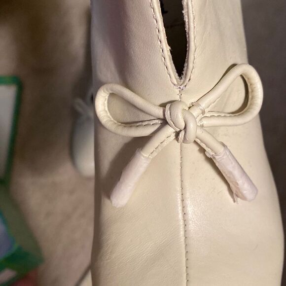 Hot in Hollywood Womens Winter White Booties with Spat Covers, Size 7.5M - Picture 12 of 16